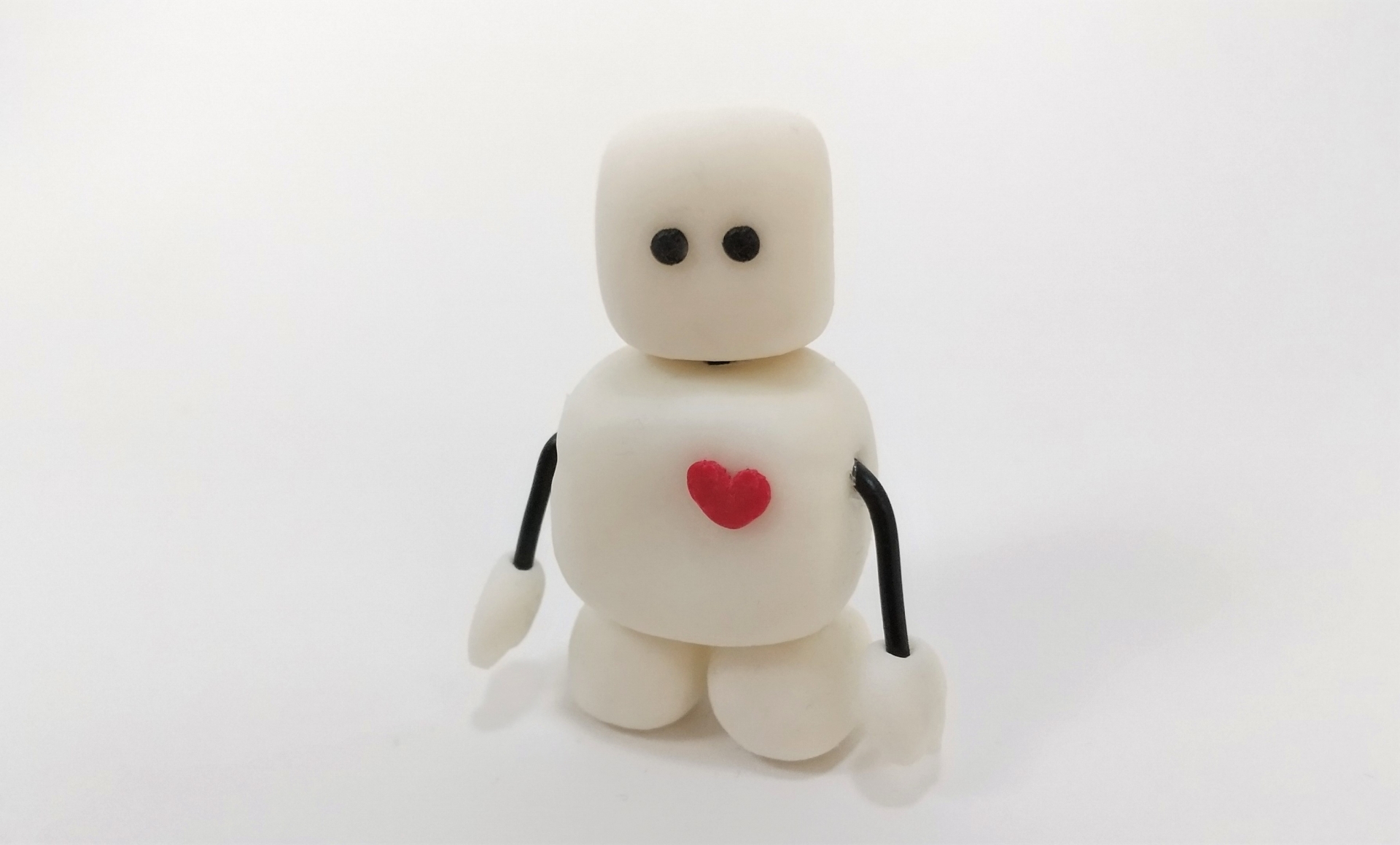 介護ロボットの実用性とは?導入のメリットや安全性について解説